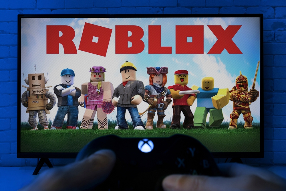 Roblox changed the main menu on the Xbox version : r/roblox